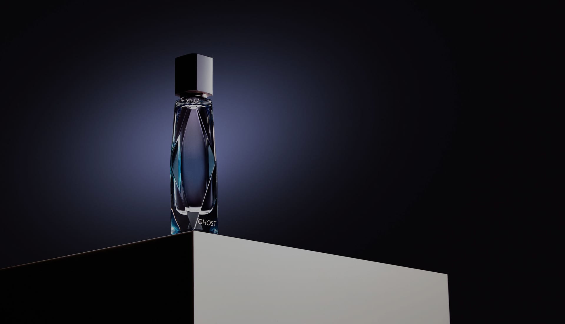 Portfolio Perfume Dark